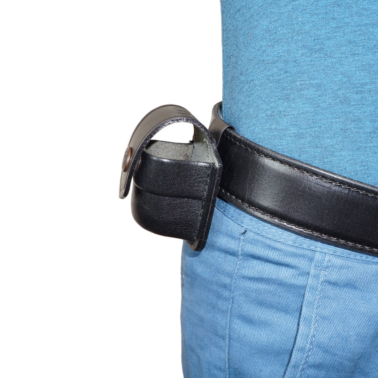 ALSM2037 Two Single Speedloader Pouch with Belt Clip for for 357 Magnum 6 & 7 Shots, 44 Magnum 5 Shot, S&W .38 Special 6 & 7 Shot speedloaders